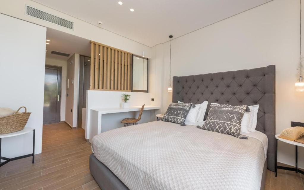 Eptanisos Beachfront Suites Zante Keri Ngoại thất bức ảnh